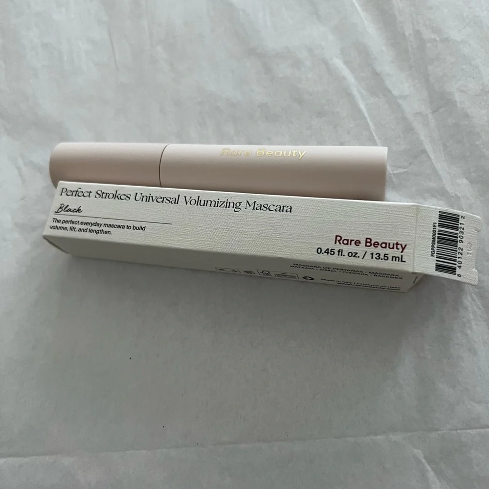 Rare Beauty Perfect Strokes Universal Volumizing Mascara